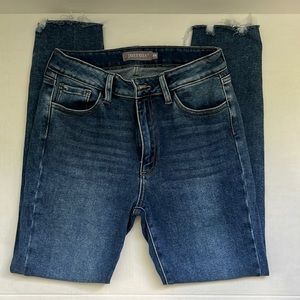 Just USA frayed hem skinny jeans, size 28